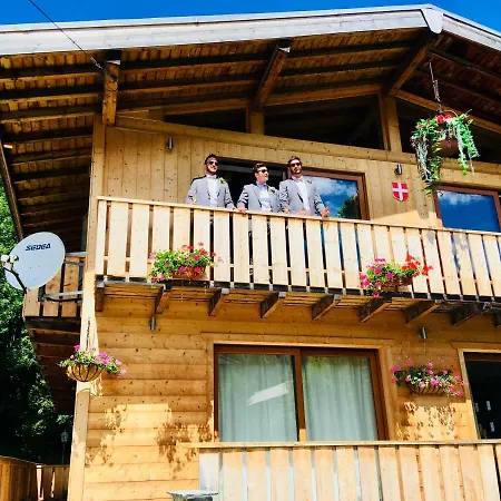 Marmotte M1 Penthouse For 8
